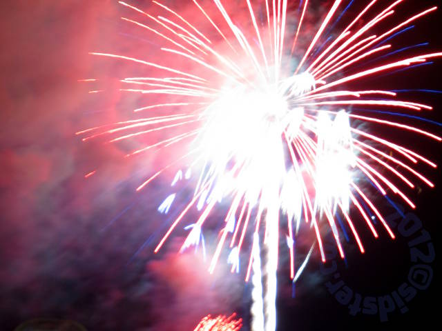 fireworks: sparkler art