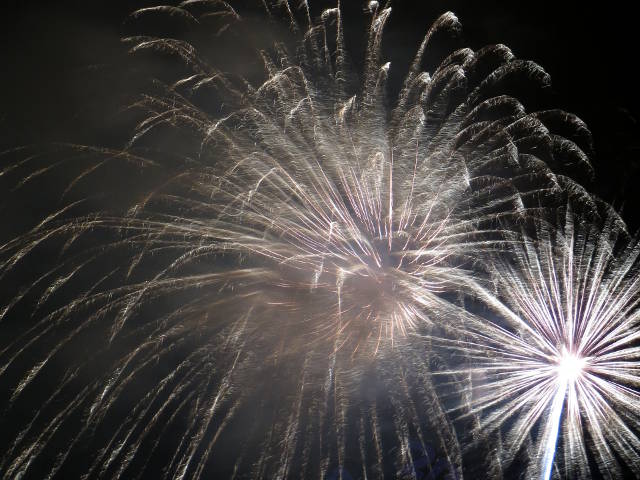 fireworks: 70s fiber-optic lamps